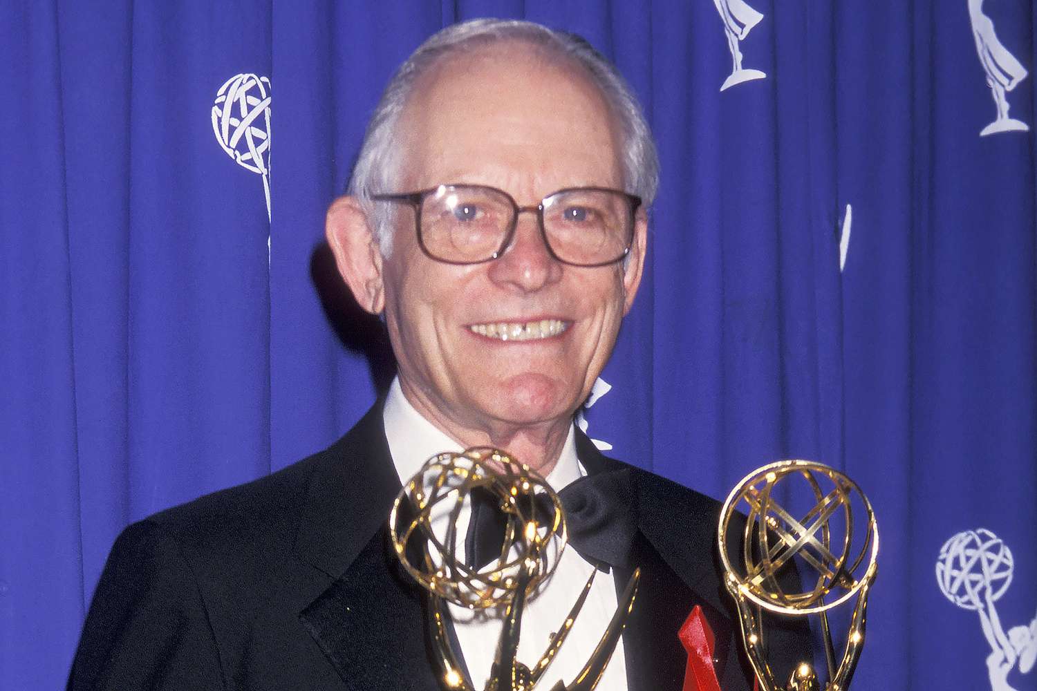 Alan Bergman, Oscar-winning songwriter behind ‘The Means We Have been,’ dies at 99