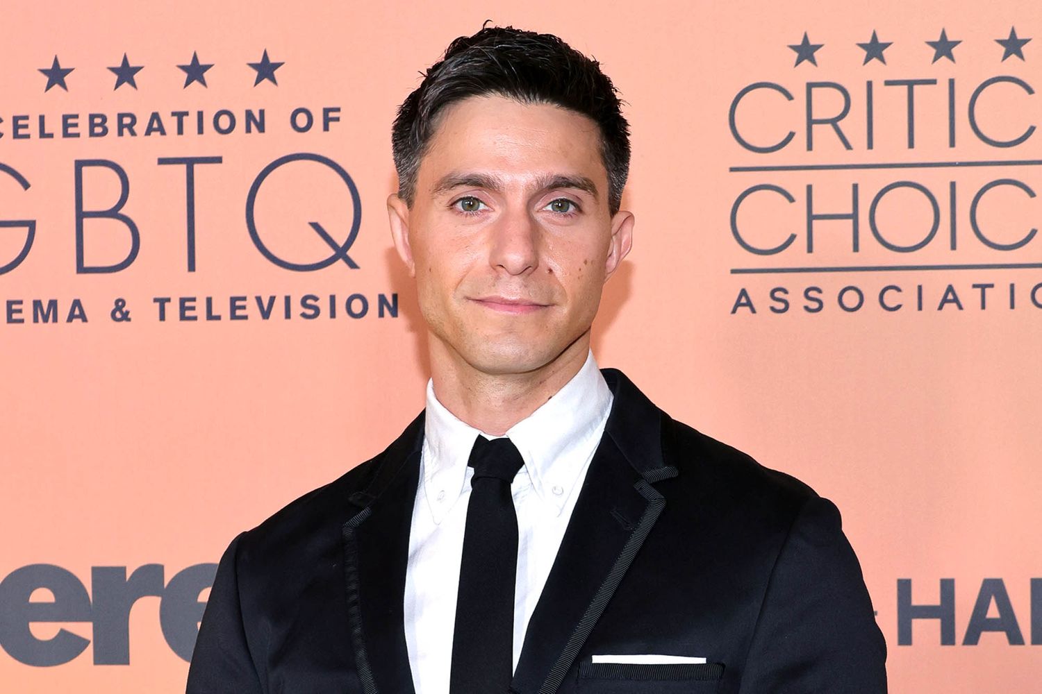 From “Spring Awakening” to “Étoile”, Gideon Glick has change into probably the most fascinating skills in Hollywood