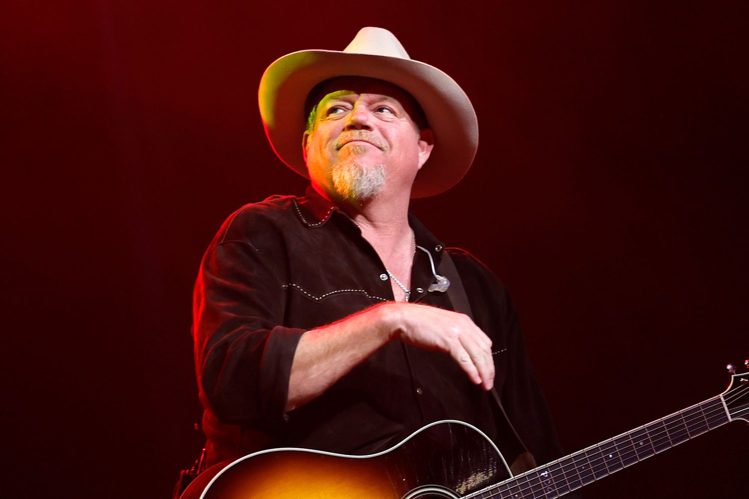 Nation singer Pat Inexperienced’s relations are lifeless after being swept away in Texas floods