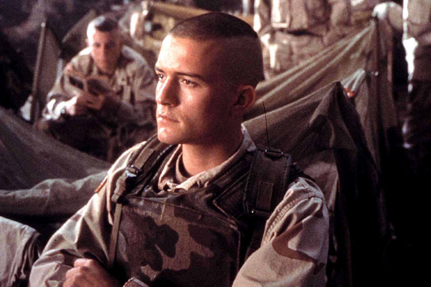 Orlando Bloom recollects being ‘ordered round and screamed at’ whereas filming “Black Hawk Down”