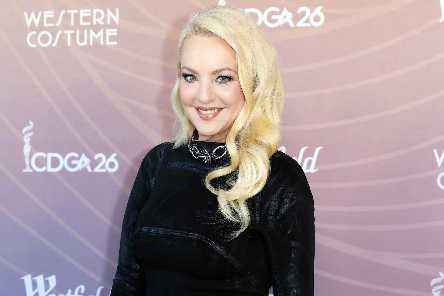 Wendi McLendon-Covey was fired from a film for not being ‘fairly sufficient’: ‘I used to be placed on a airplane crying’