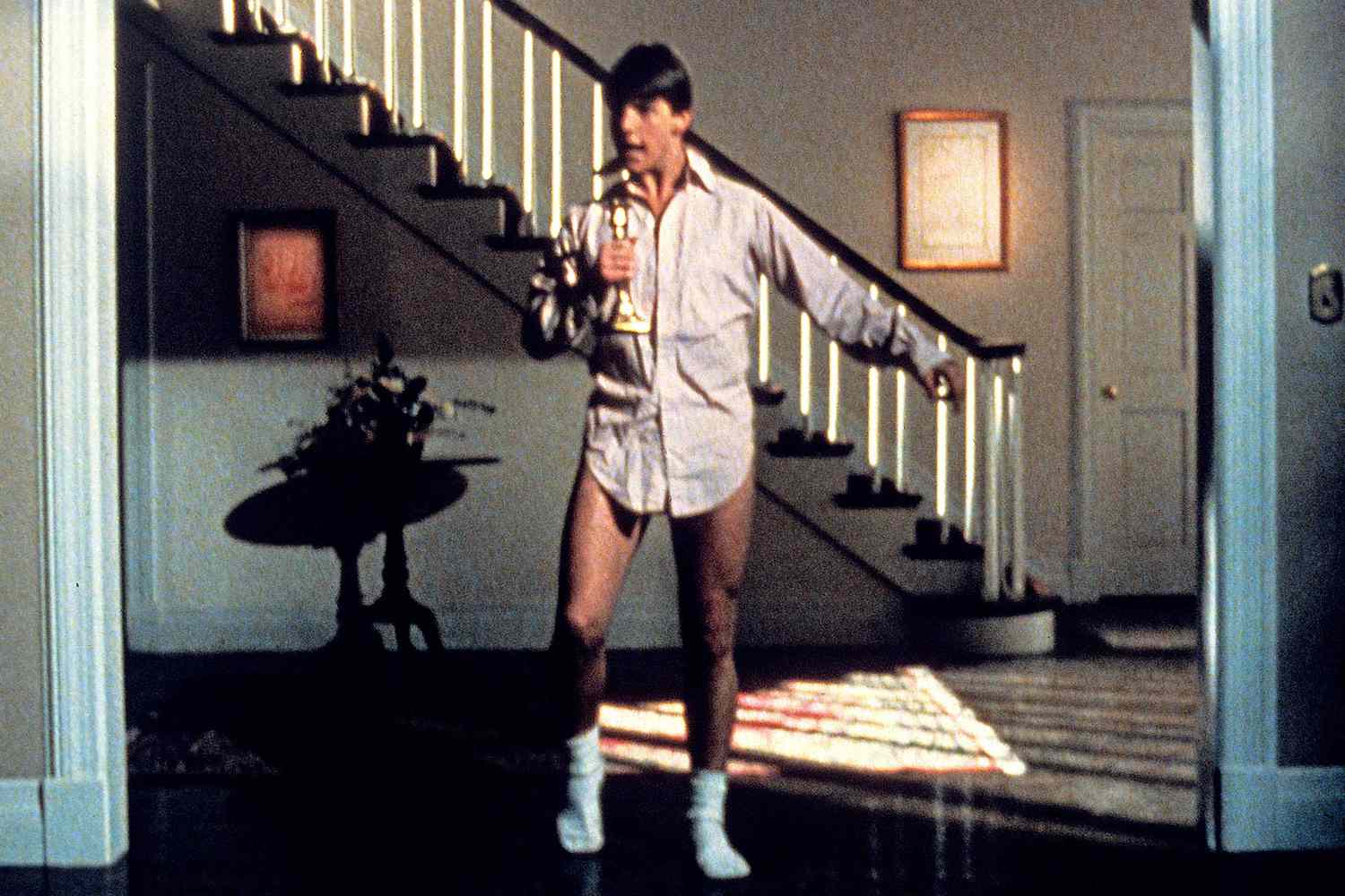 “Dangerous Enterprise” turns 42! A glance again at Tom Cruise’s iconic underwear dance scene: ‘I simply ad-libbed that’
