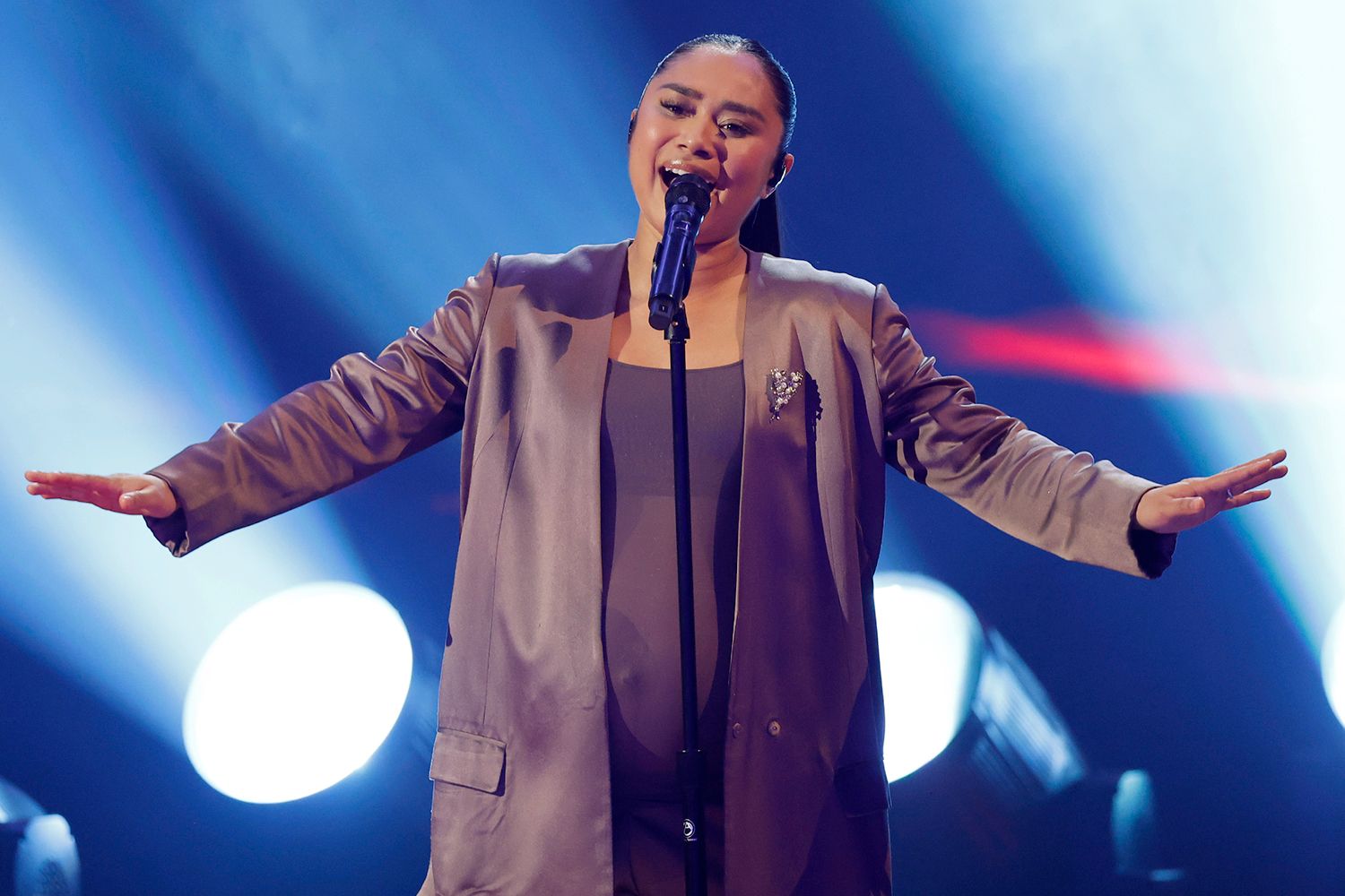 “America’s Acquired Expertise” former youngster contestant returns as grownup, competing at 8 months pregnant