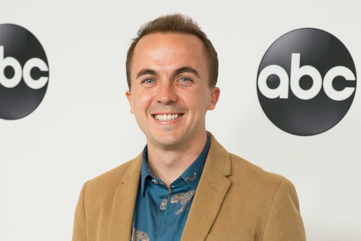 Frankie Muniz turned down a shot at being among the many youngest “SNL” hosts so he may meet his superstar crush as an alternative