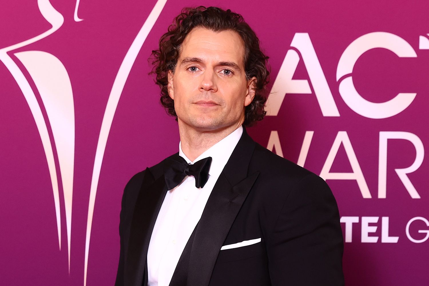 Henry Cavill injured whereas coaching for “Highlander”, suspending manufacturing