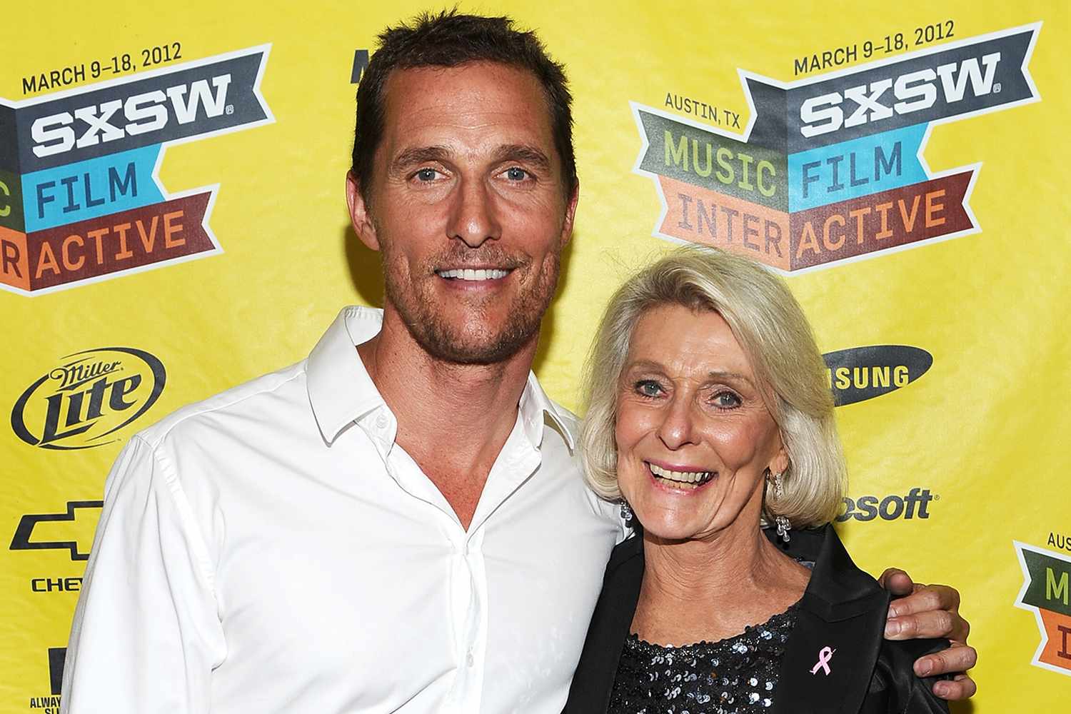 Matthew McConaughey took 8-year ‘hiatus’ from his mother as a result of she stored leaking tales about him to the press