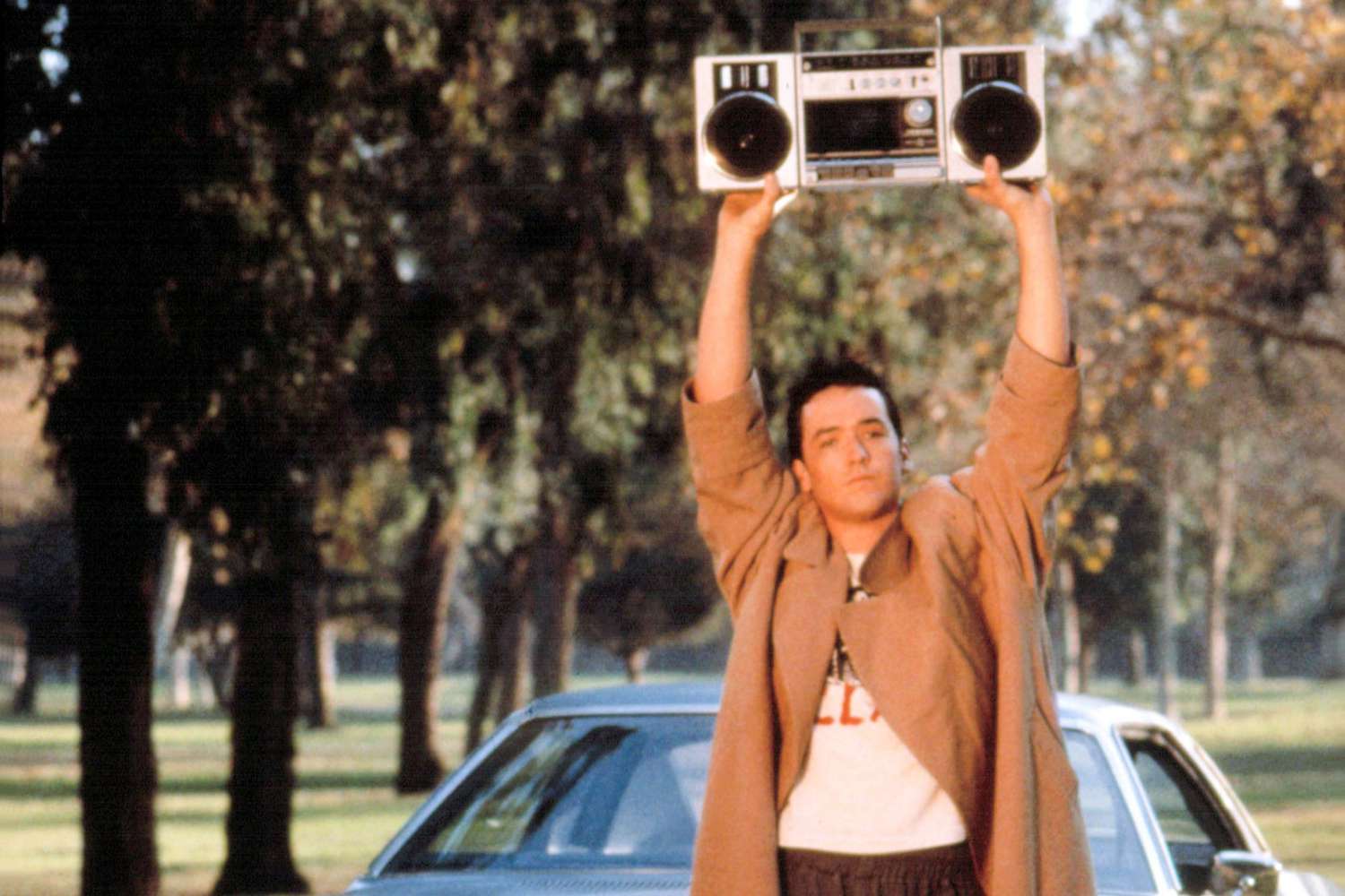 Cameron Crowe reveals how he tricked John Cusack into filming “Say Something”’s iconic increase field scene