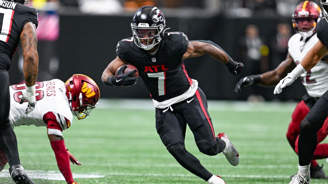 Rating Week 4 fantasy soccer winners and losers and damage impacts from Sunday