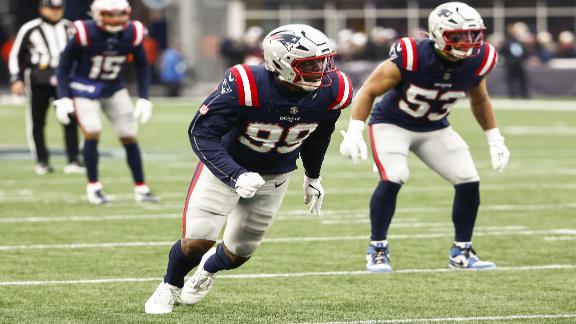 Pats deal DE White to 49ers, Dugger to Steelers