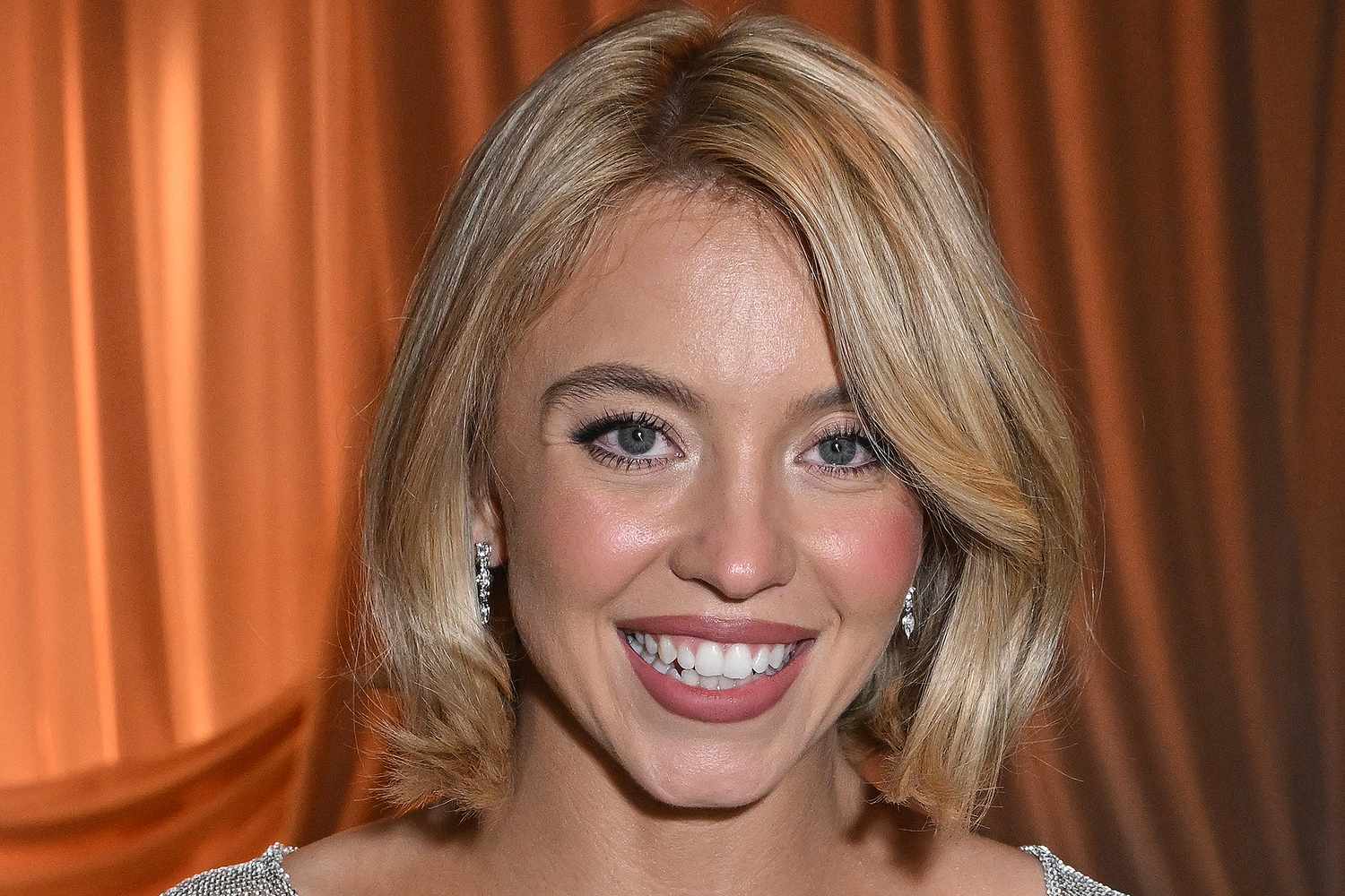 Sydney Sweeney teases what to anticipate from “Euphoria” season 3 with 1 “very” vivid element