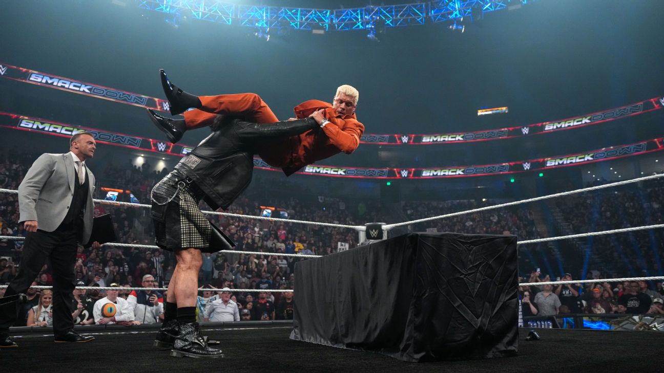 WWE ‘SmackDown’ highlights: Contract signing results in one other Rhodes-McIntyre brawl