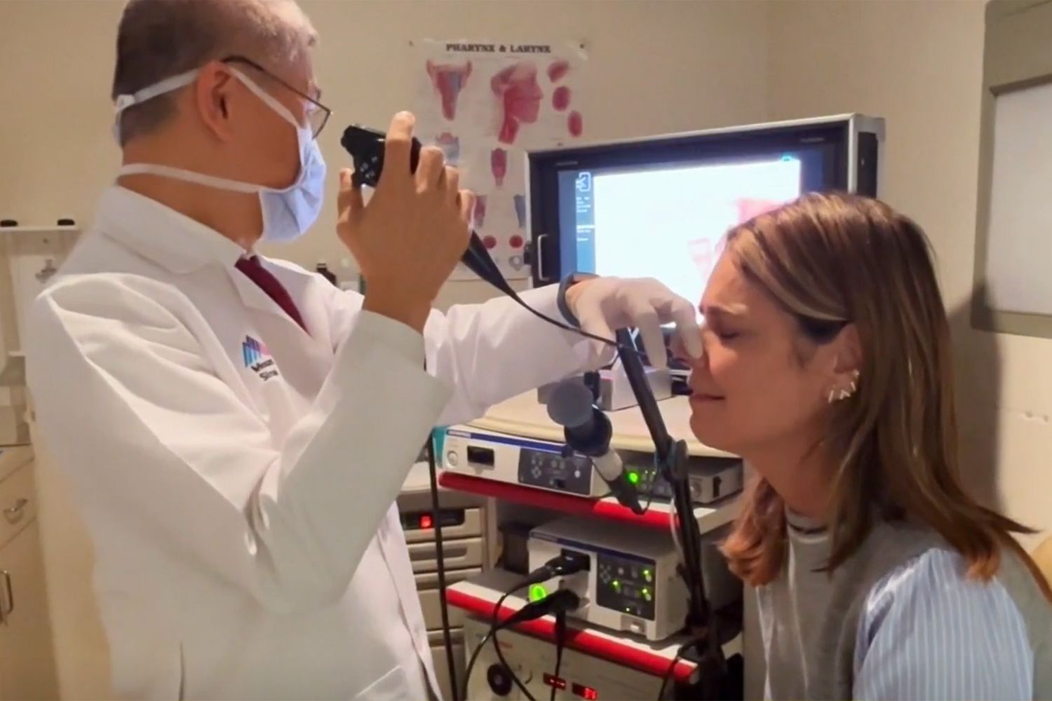 “At this time ”host Savannah Guthrie breaks down in tears listening to new voice for first time after throat surgical procedure