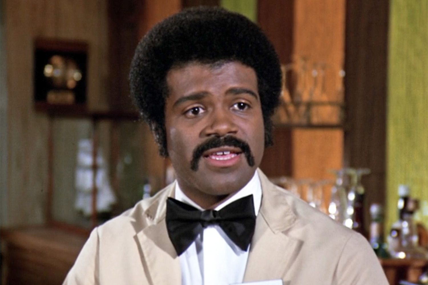 “Love Boat” star Ted Lange says well-known visitor star refused to shake his hand: ‘Who does that to anyone?’