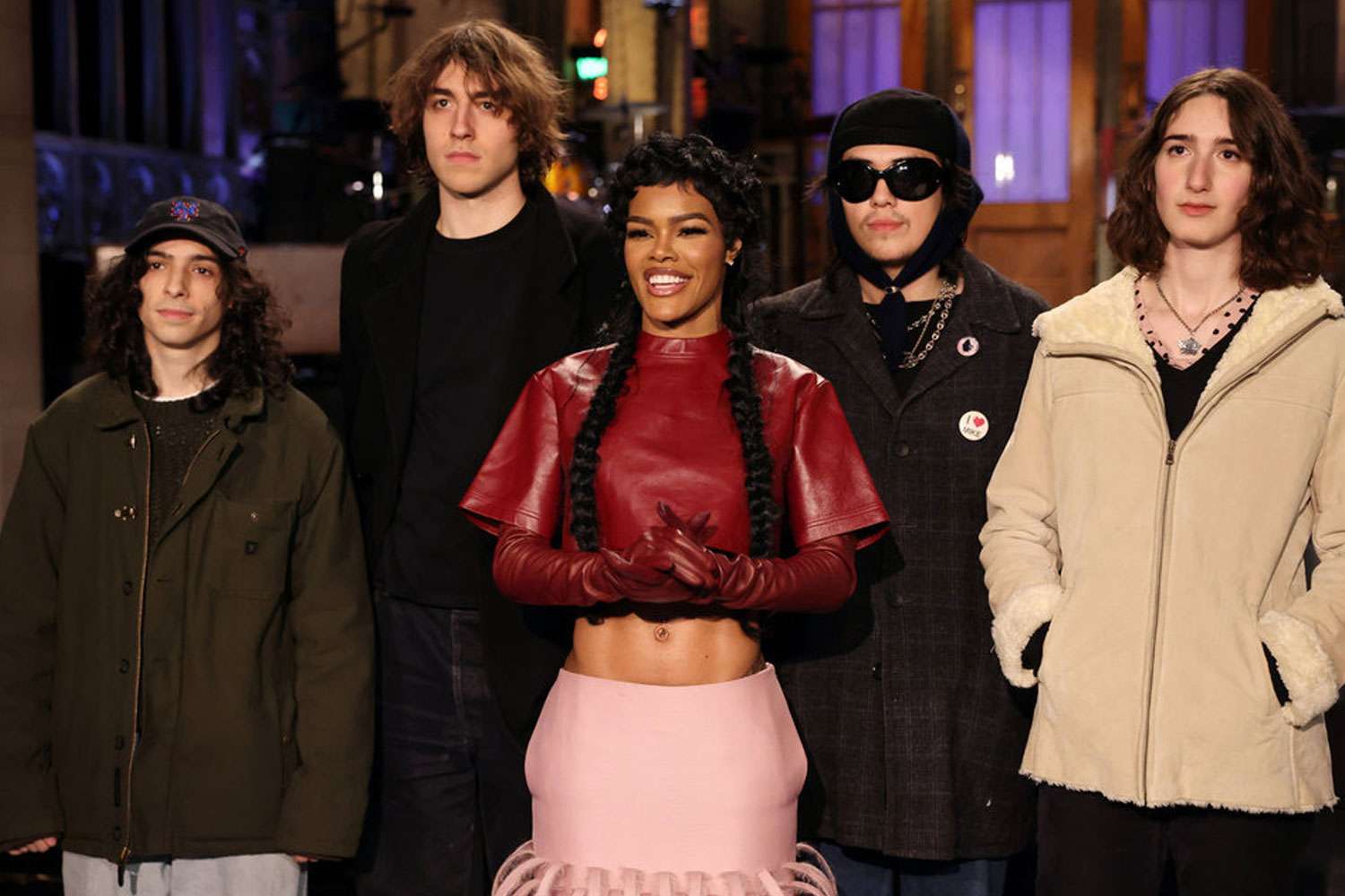 “Saturday Evening Dwell” recap: Teyana Taylor makes internet hosting debut, with musical company Geese (updating reside)
