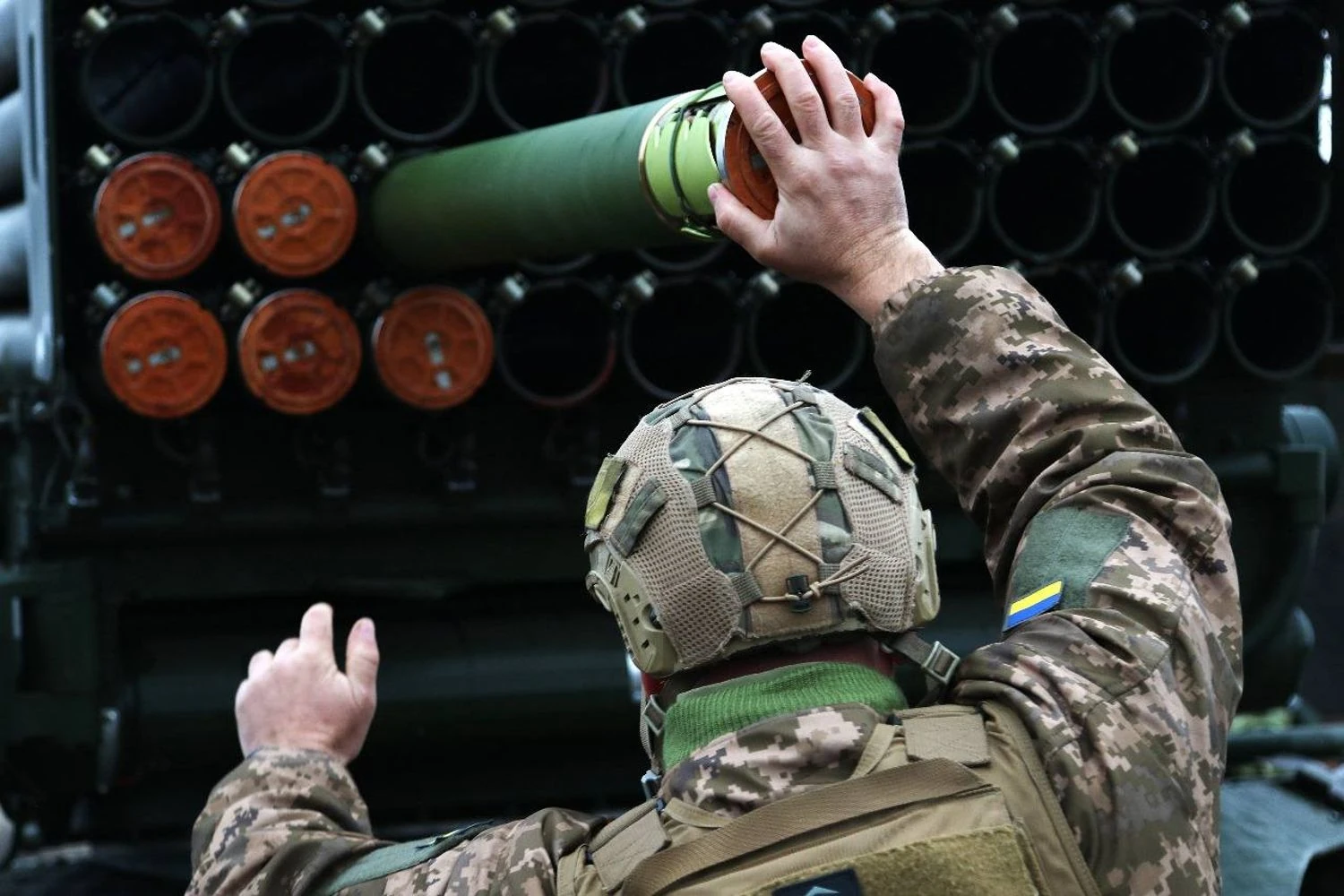 The variety of battles on the entrance line elevated over the day – map from the Common Employees by instructions